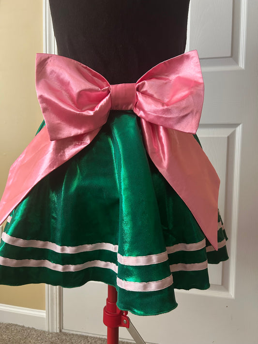Preorder - Wickedly Green Every Day Runner